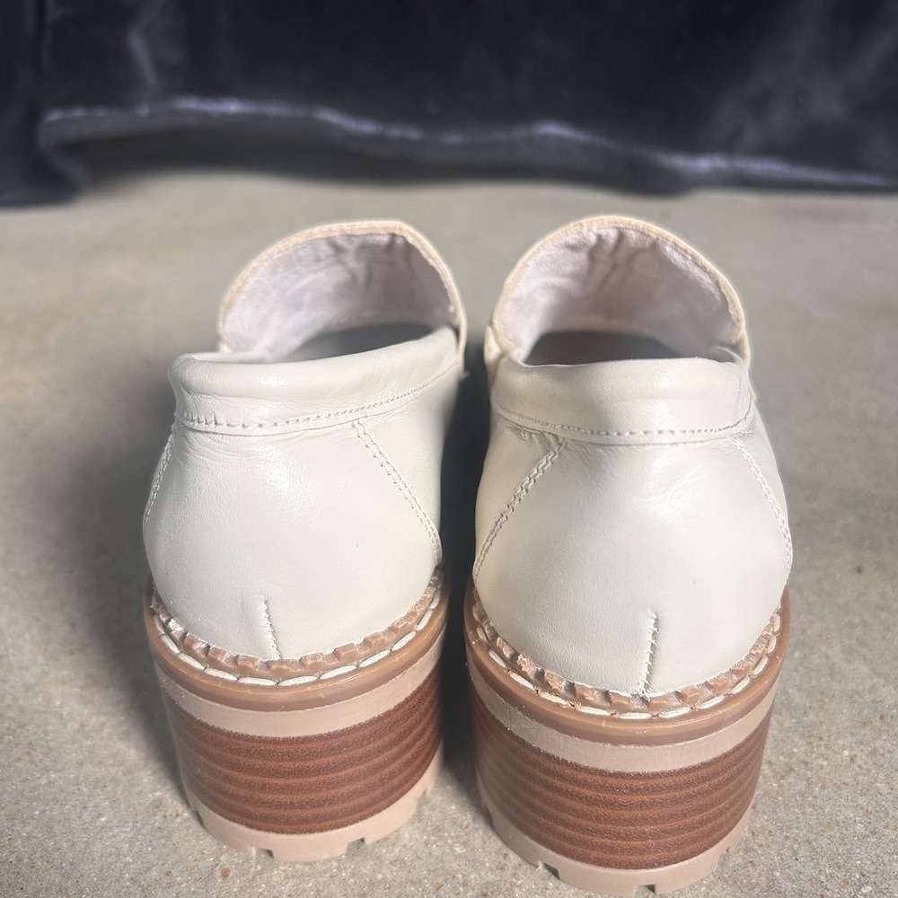 Bertuchi Mid-Heel Penny Loafers sz8.5 M Beige Leather Stitched Detail Tread New - Picture 4 of 8